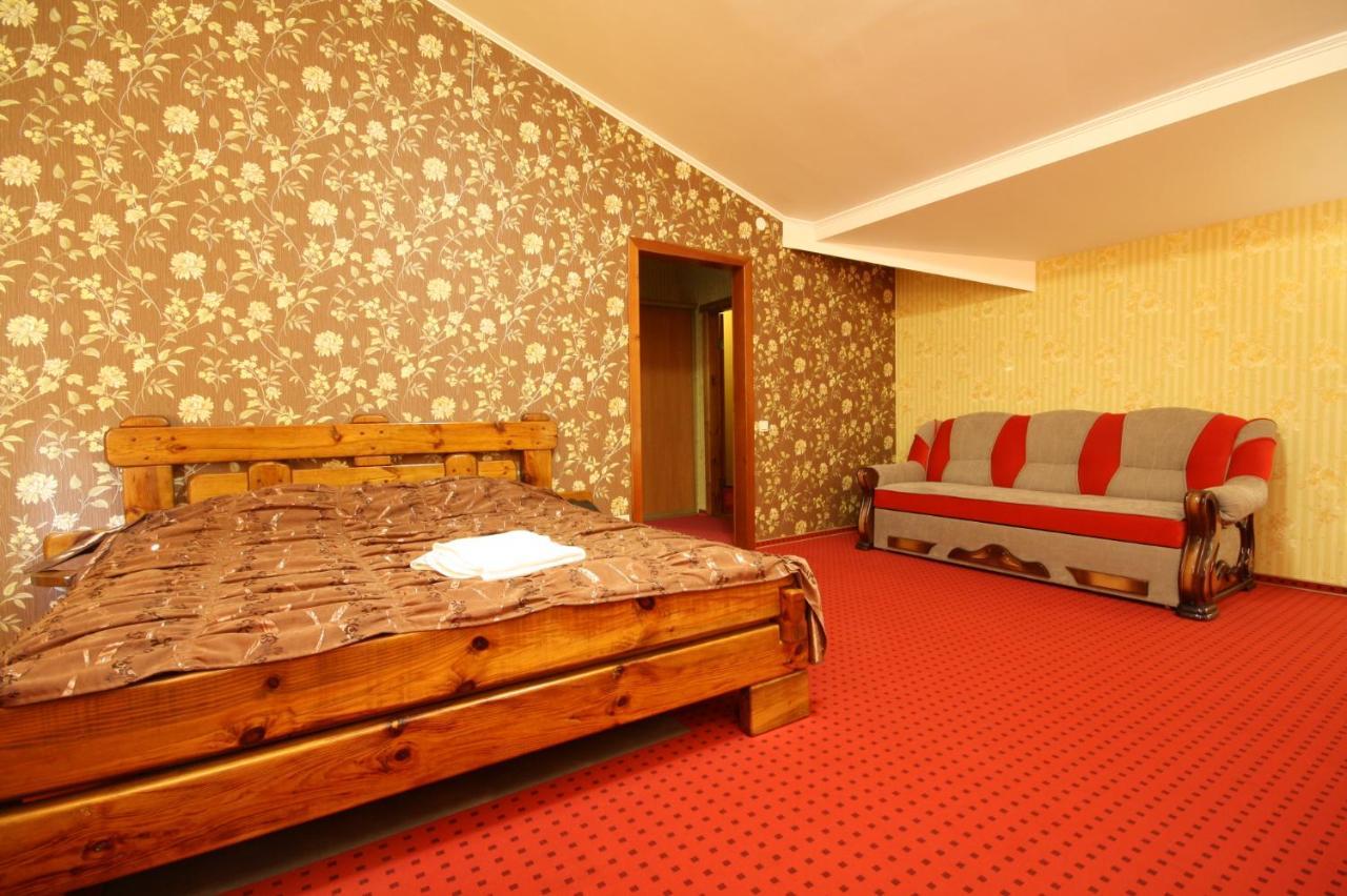 Chagari Hotel Lypnyky Eksteriør billede